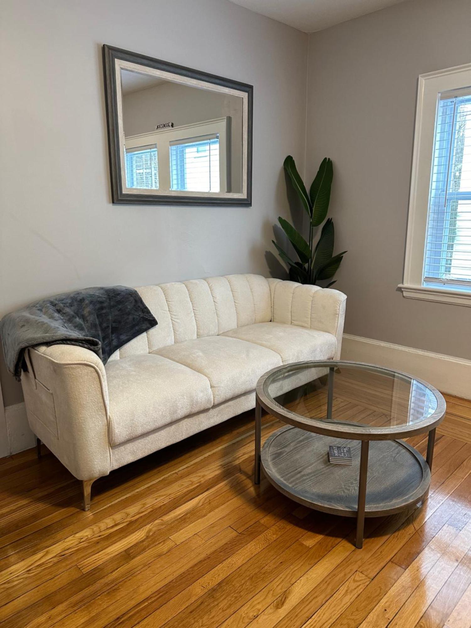 *Cozy, Convenient Boston. Indulge, You Deserve It* エクステリア 写真